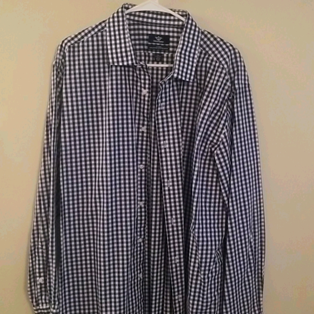 Dockers XL 17 34/35 dress shirt in plaid